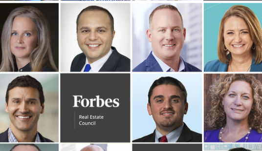 Grid of business peoples' faces
